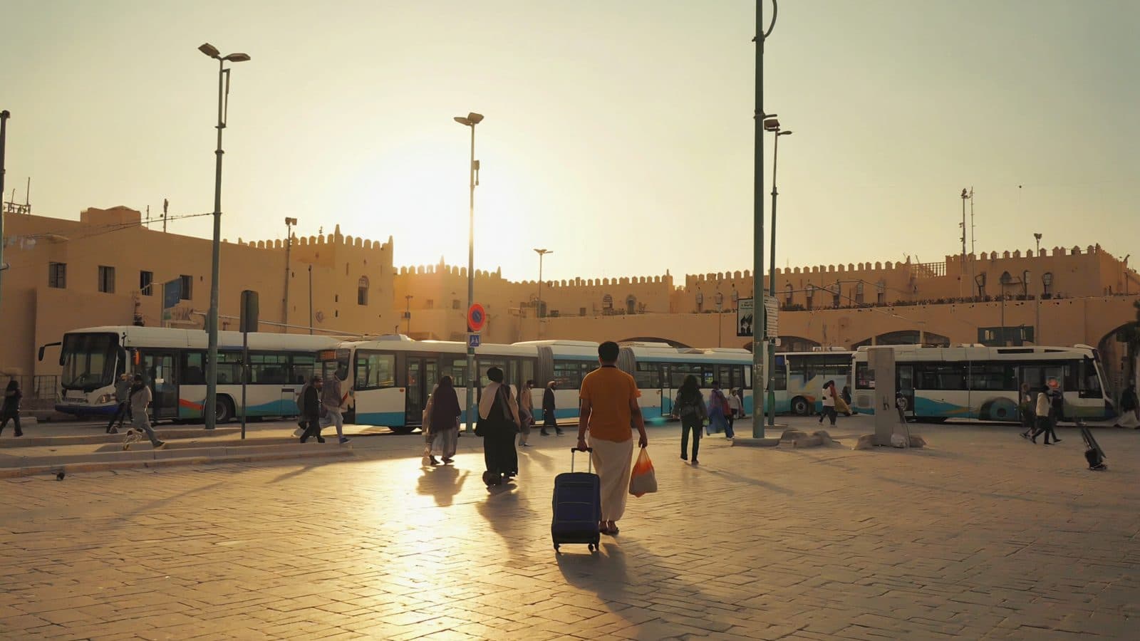 Crise des transports au Maghreb : pourquoi Tanger devient le centre de la mobilité
